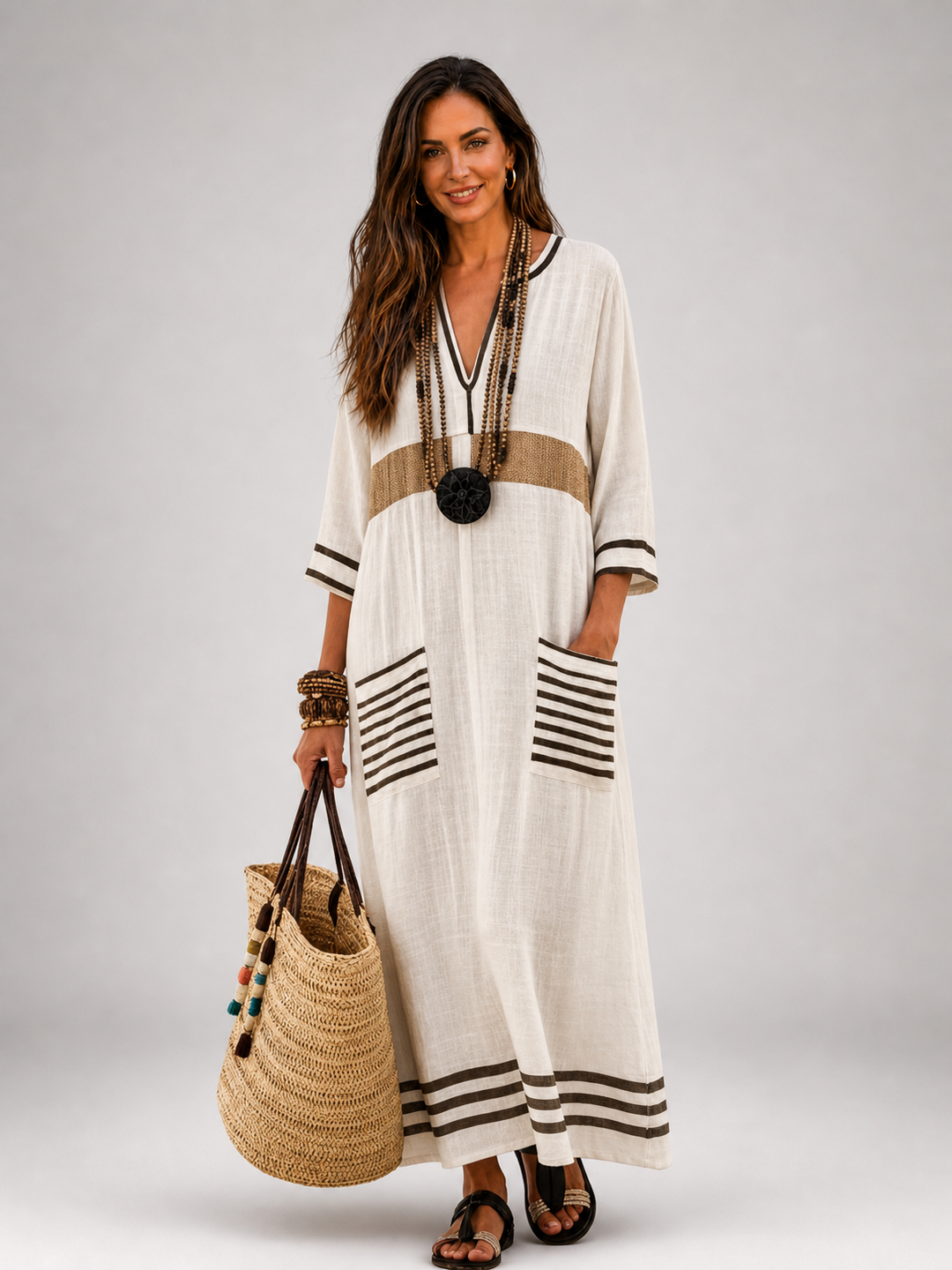 Armelle — Robe longue caftan à col V et poches, coloris Marron