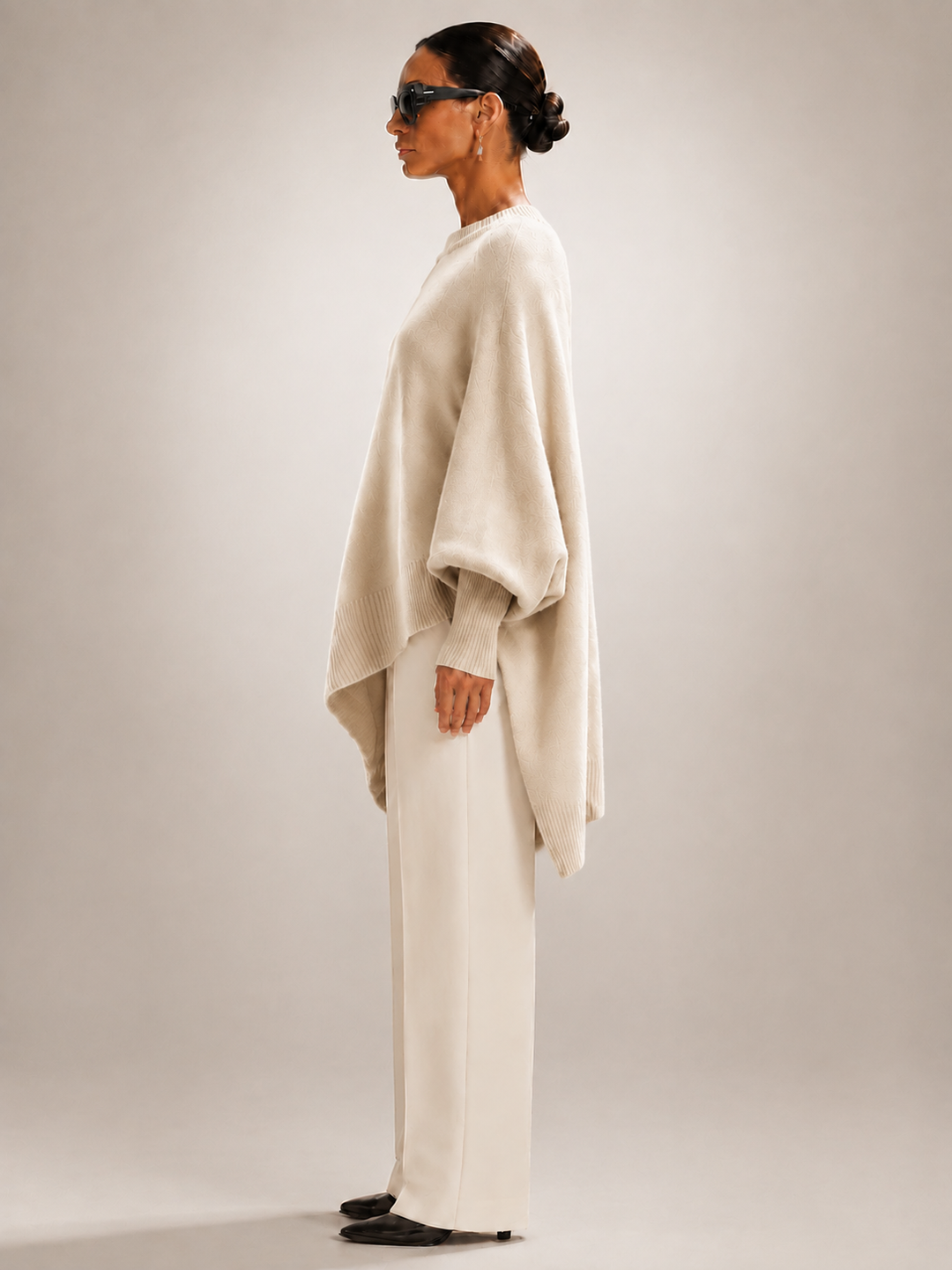 Élodie | Pull oversize drapé à ourlet asymétrique