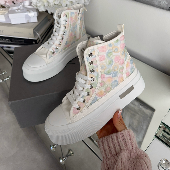 Amandine | Baskets pastel