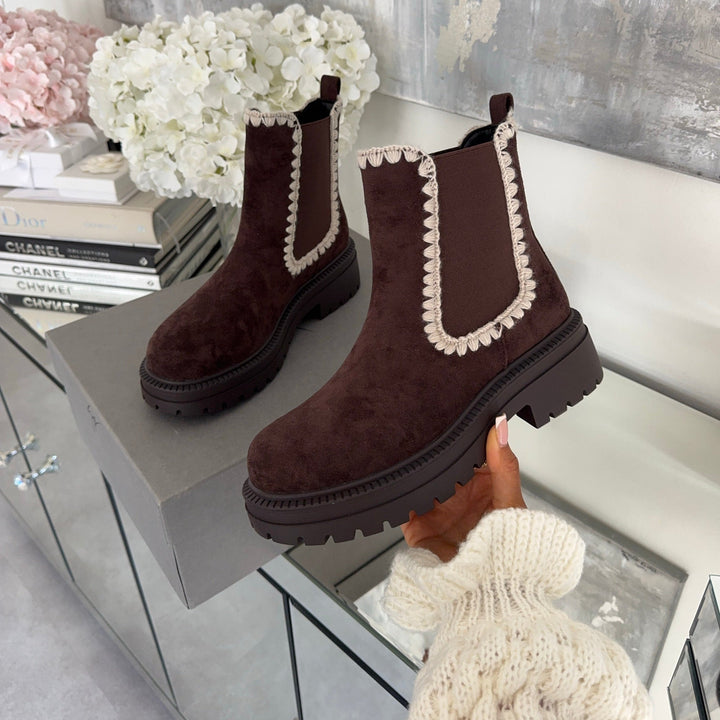 Victoire | Bottines Chelsea marron foncé à liseré clair