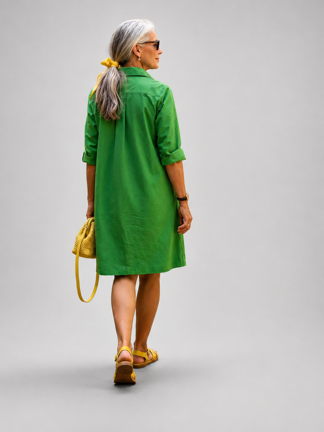 Fleur — Robe courte chemise unie à poches