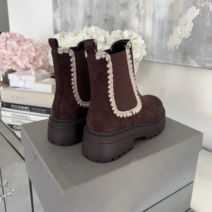 Victoire | Bottines Chelsea marron foncé à liseré clair