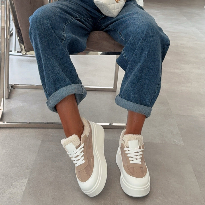 Albertine | Baskets beiges à plateforme et fourrure teddy
