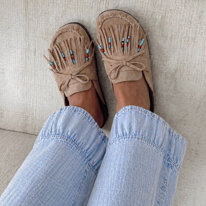 Nolwenn | Mocassins beiges à franges perlées