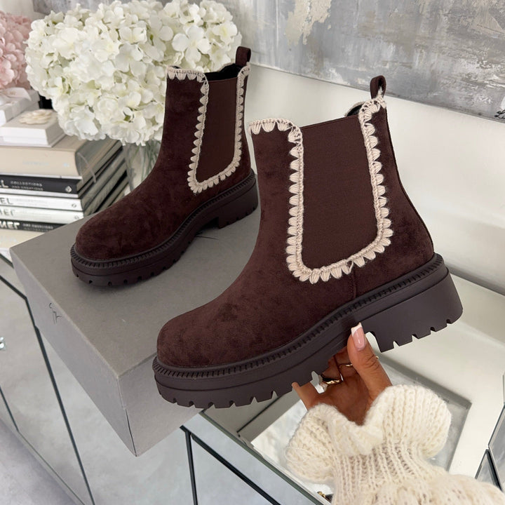 Victoire | Bottines Chelsea marron foncé à liseré clair