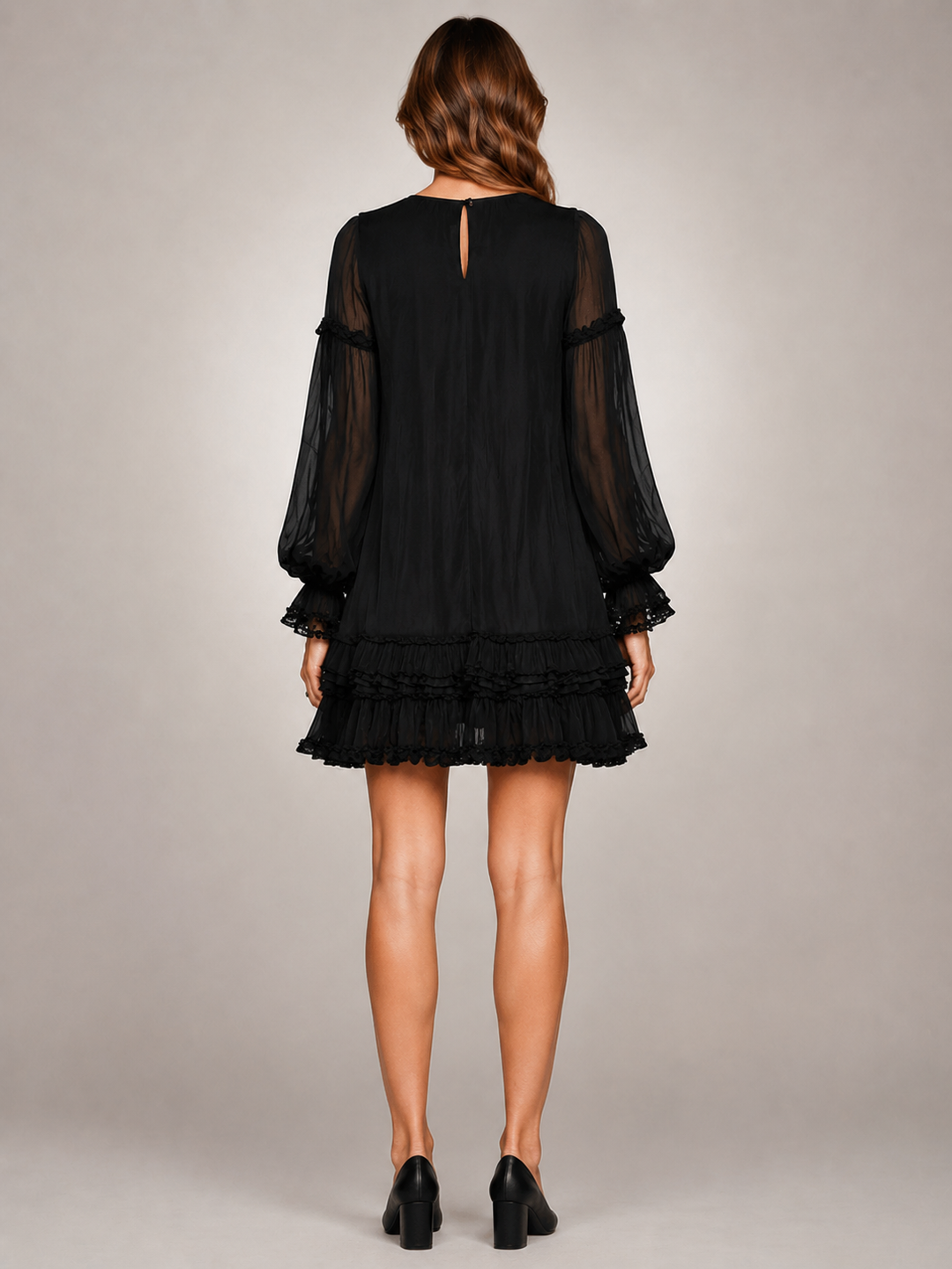 Céleste | Robe courte à volants et manches voile