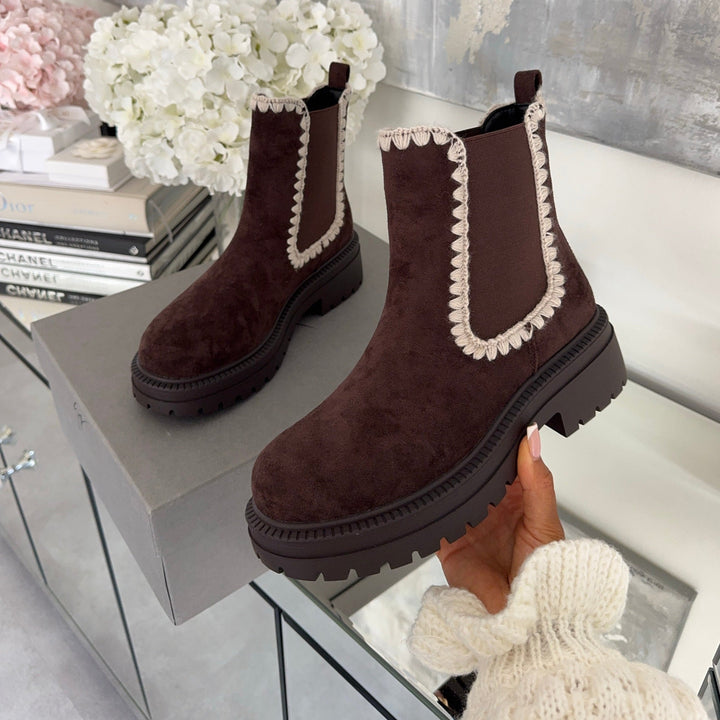Victoire | Bottines Chelsea marron foncé à liseré clair