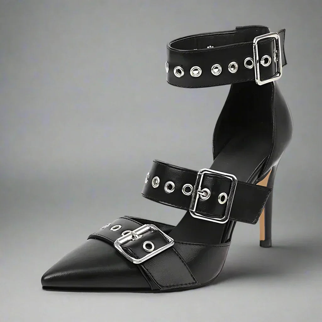 Bernadette | Escarpins pointus à boucles métallisées