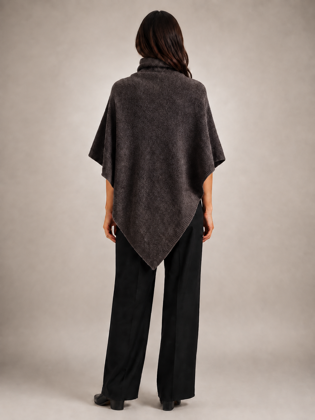 Léonie | Poncho asymétrique col roulé