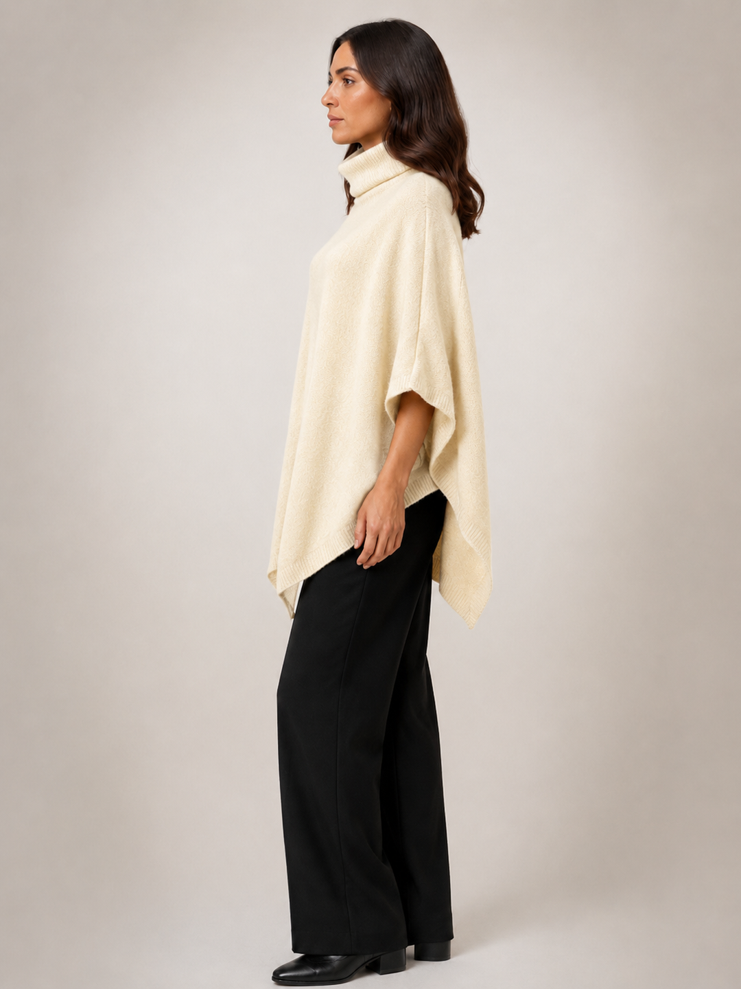 Léonie | Poncho asymétrique col roulé