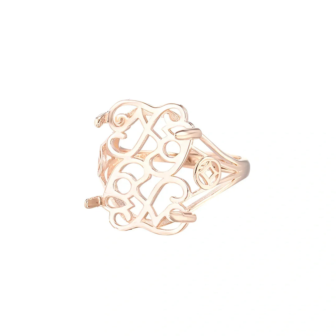 Bague en or rose à motif ajouré d&