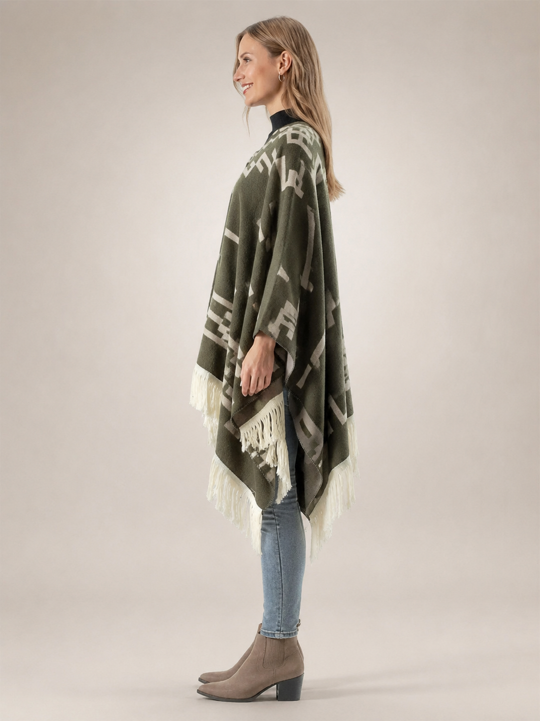 Séverine | Poncho à franges motif jacquard