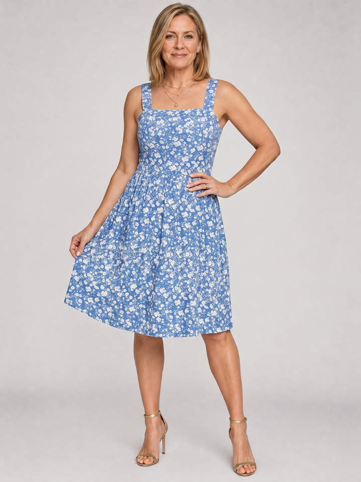 Hortense — Robe à encolure carrée et jupe froncée, coloris Bleu ciel fleuri