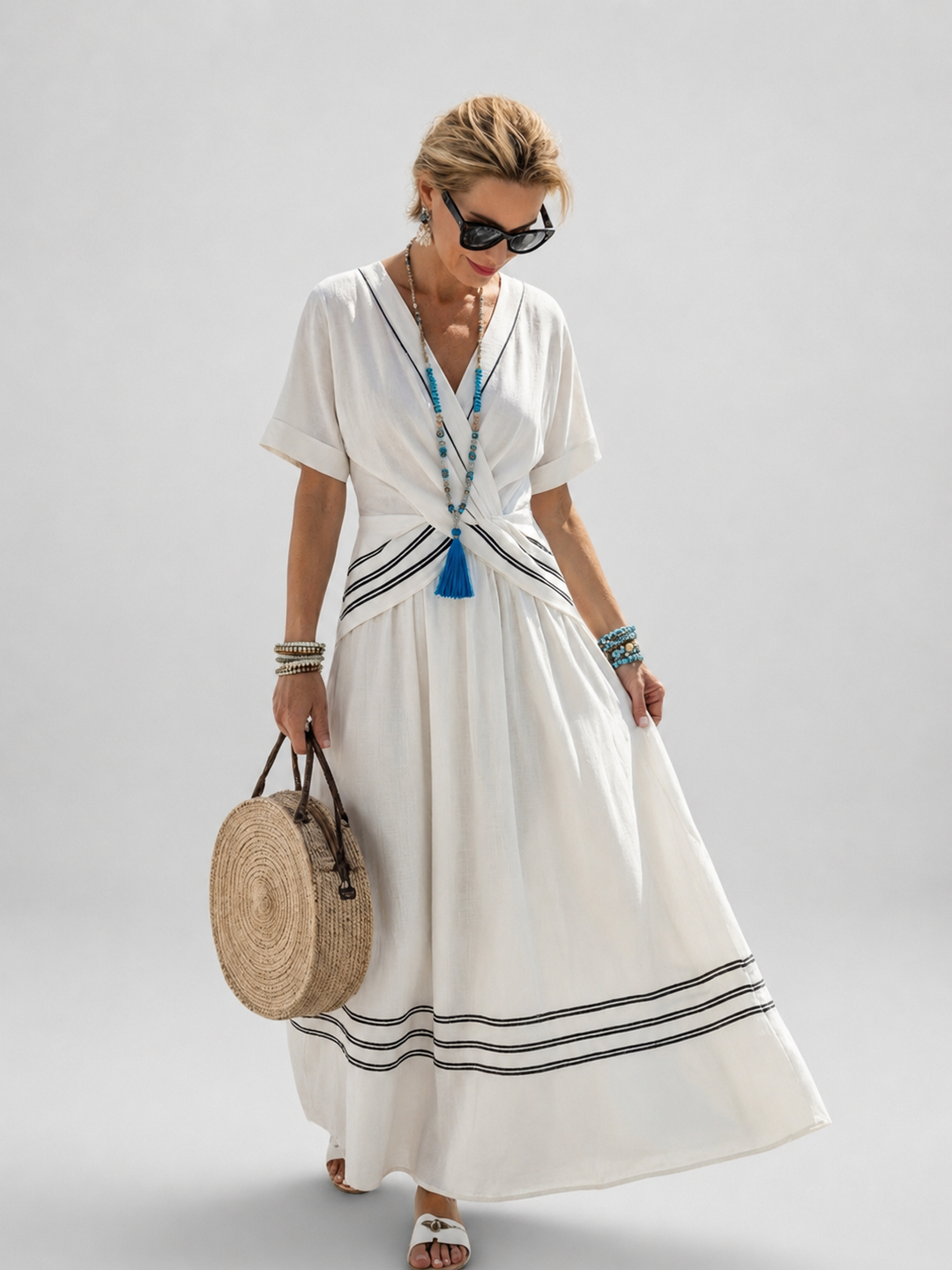 Tiphaine — Robe longue cache-cœur à manches courtes, coloris Blanc rayé