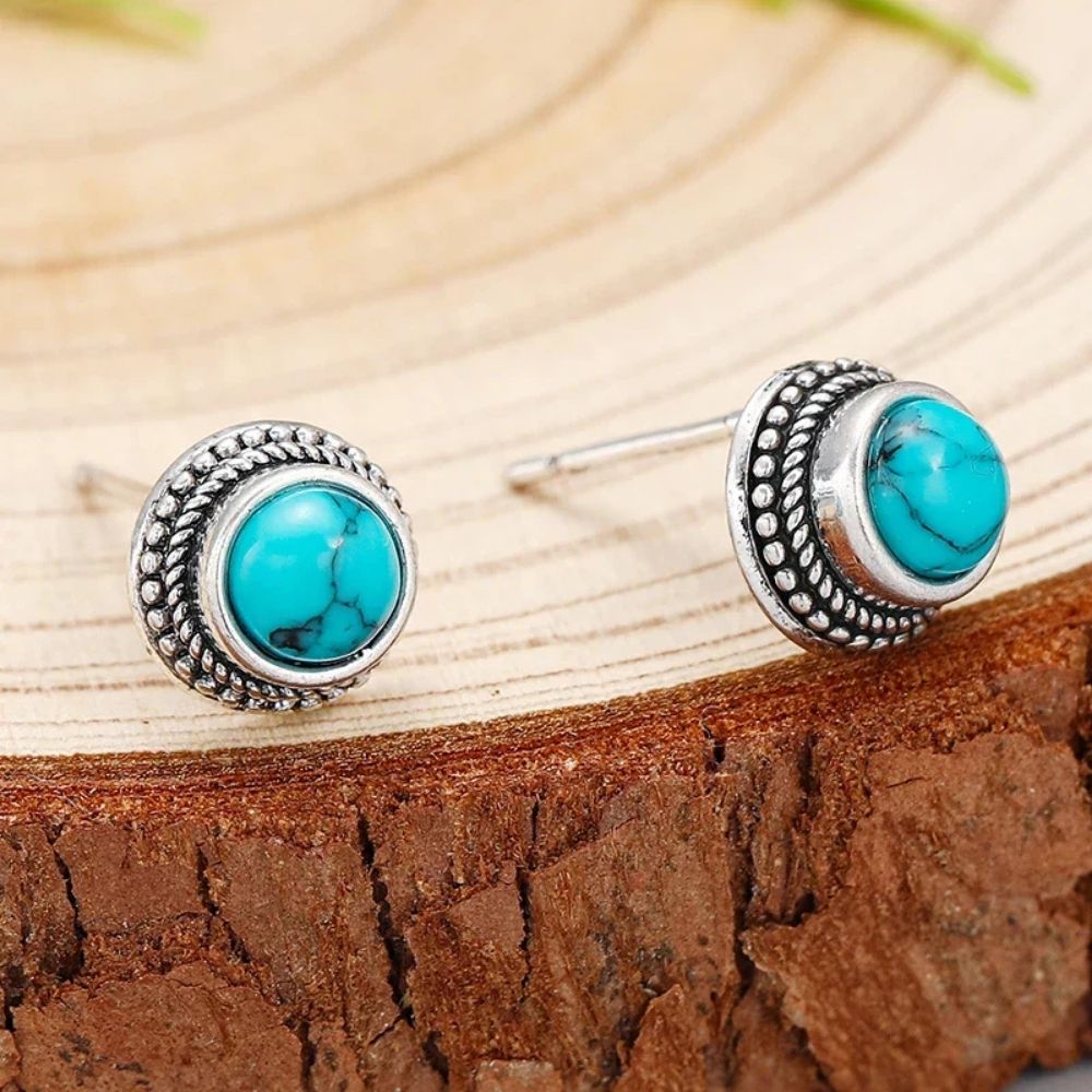 Pierre Bohème | Boucles d'oreilles argentées avec pierre turquoise – Vue 01