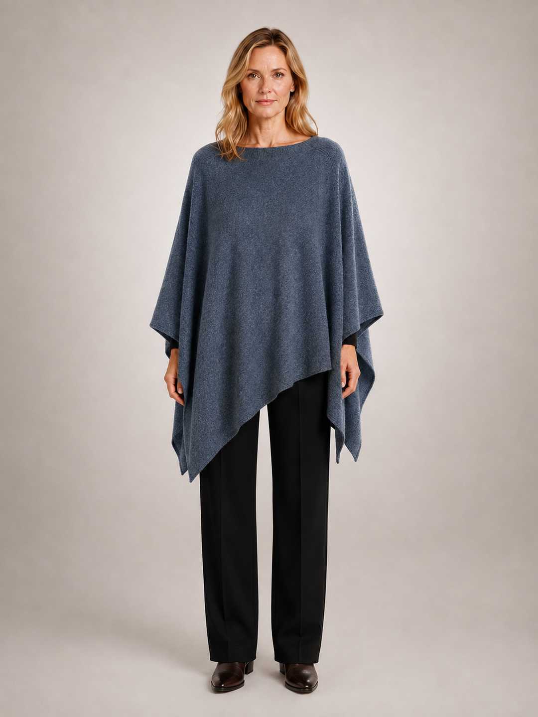 Victoire | Poncho asymétrique col bateau