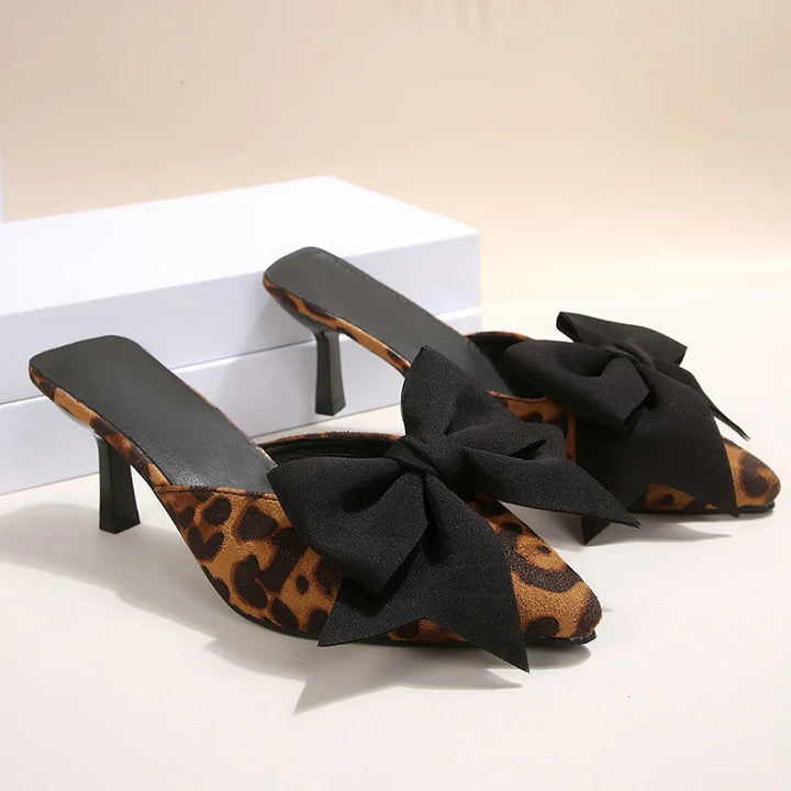 Marion | Mules léopard à talon aiguille et nœud