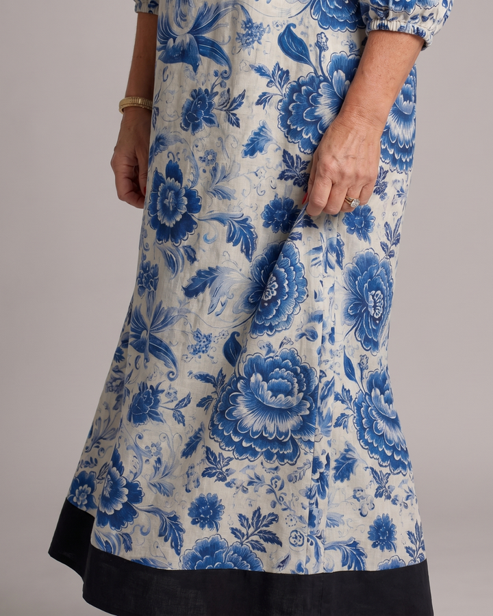 Maud — Robe longue à fleurs bleu porcelaine