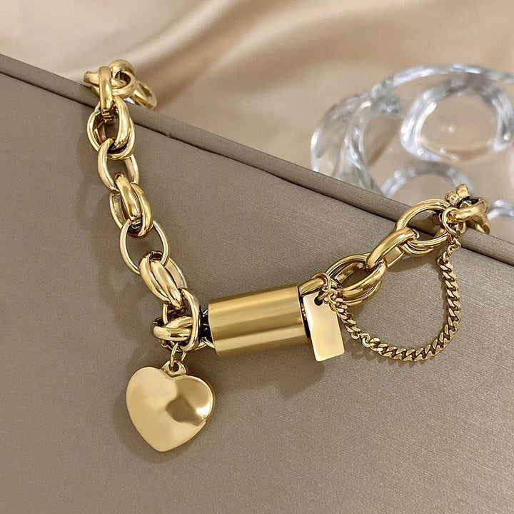 Cadenas Cœur | Bracelet chaîne épais avec pendentif cœur et chaînette de sécurité – Vue 05