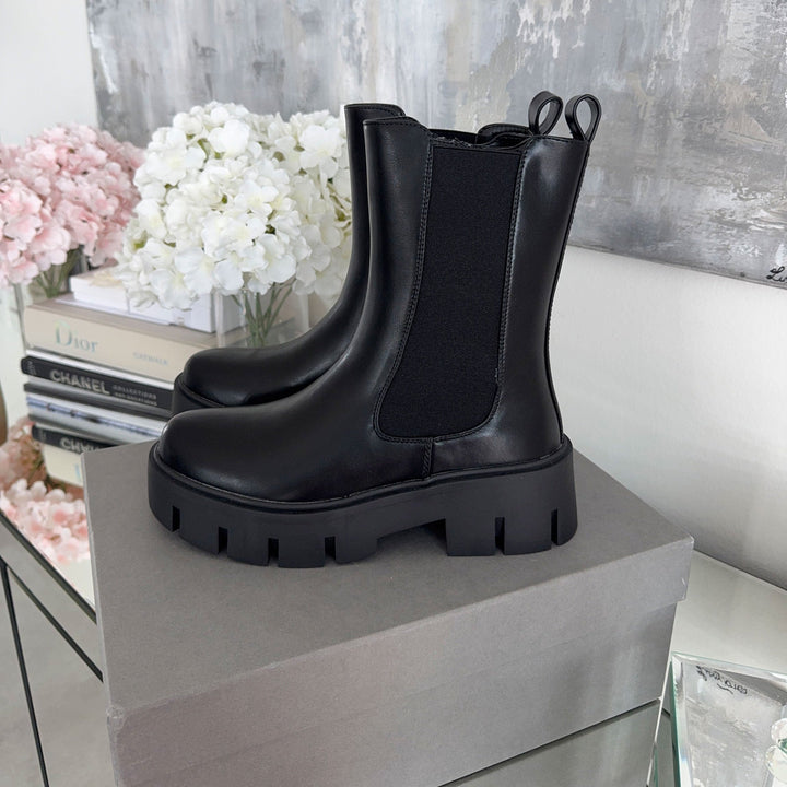 Lucie | Bottines noires à semelle épaisse