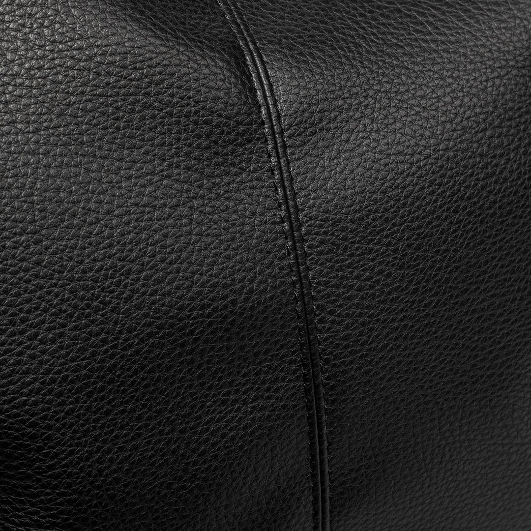 Sac hobo Jolie noir porté à l&
