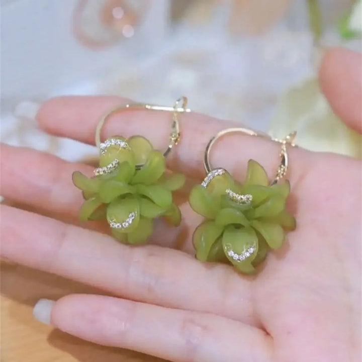Fleur Verte | Petites créoles avec fleur verte – Vue 01